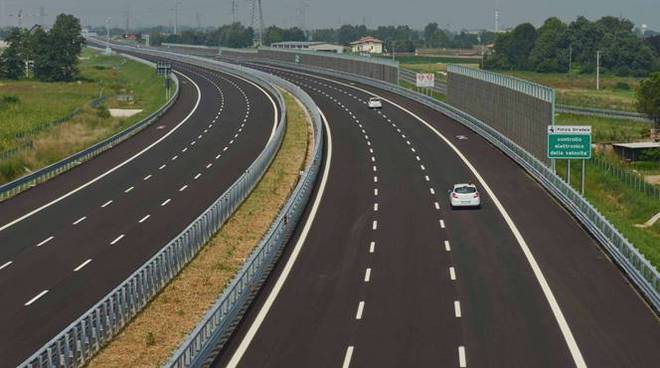 1585308405-autostrada-98916660x368