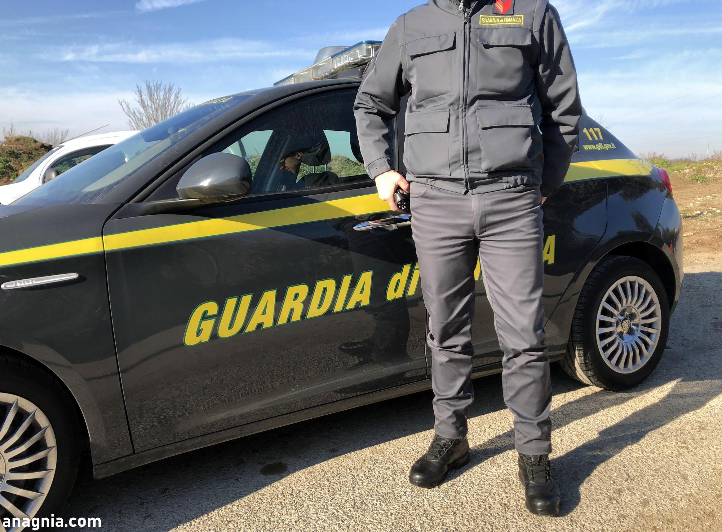 Intasca bustarella, arrestato il sindaco di Sorrento Intasca bustarella, arrestato il sindaco di Sorrento