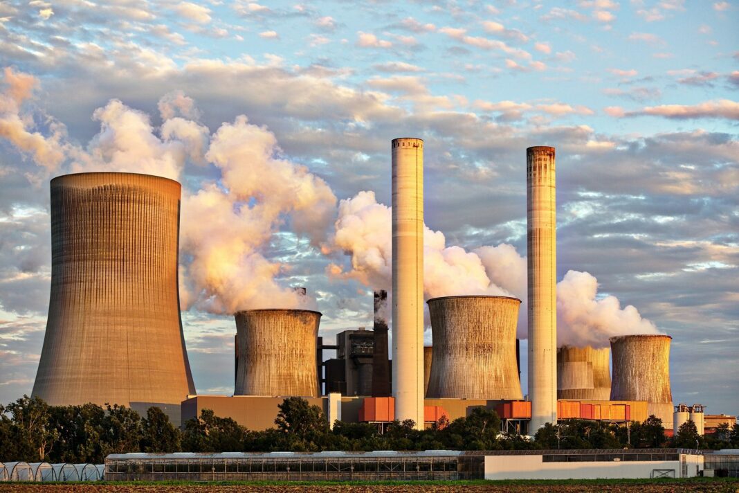 Centrale-nucleare-2