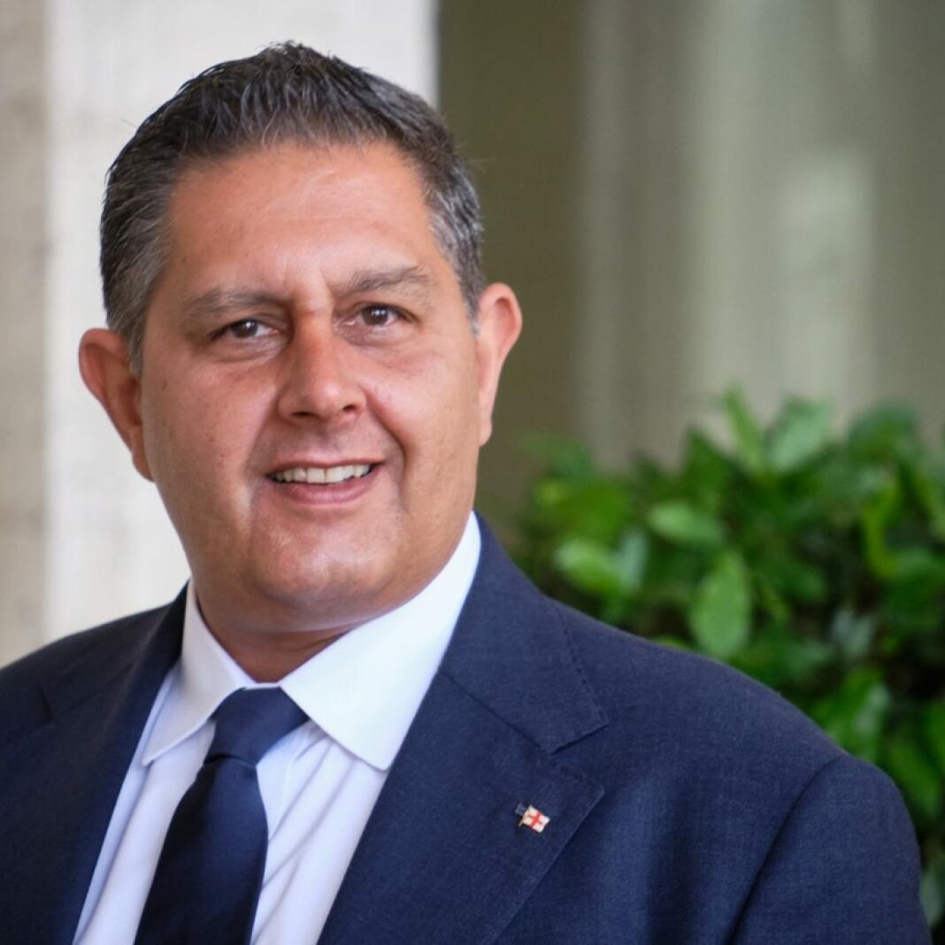 Giovanni-Toti-1