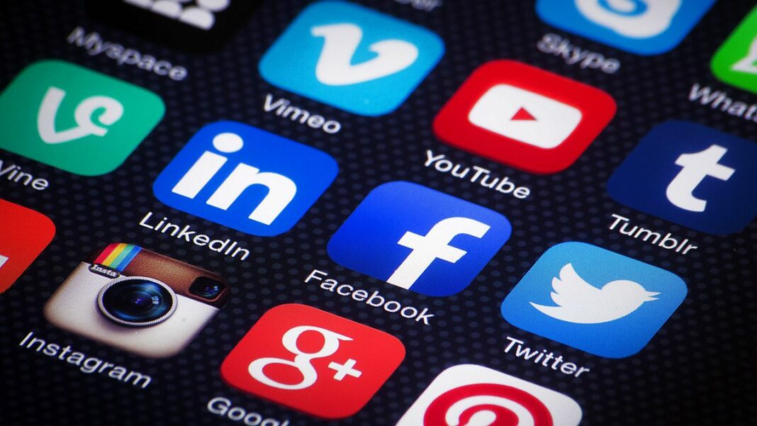 social-network-in-russia-linkedin-facebook