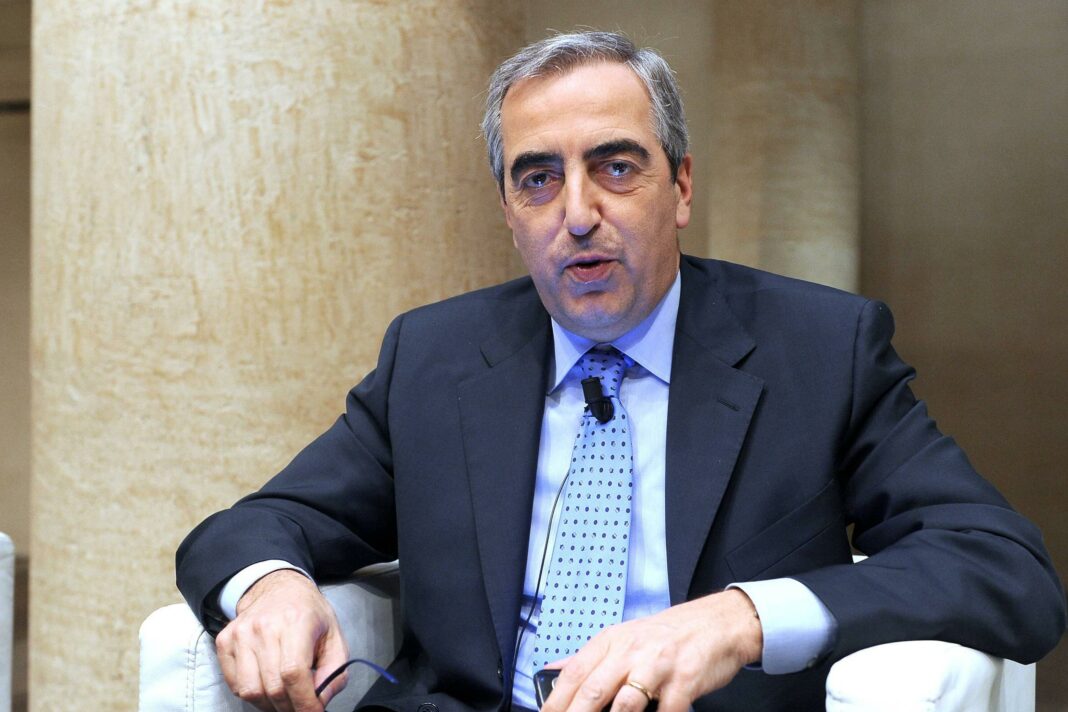 mauriziogasparri_seduto_fg