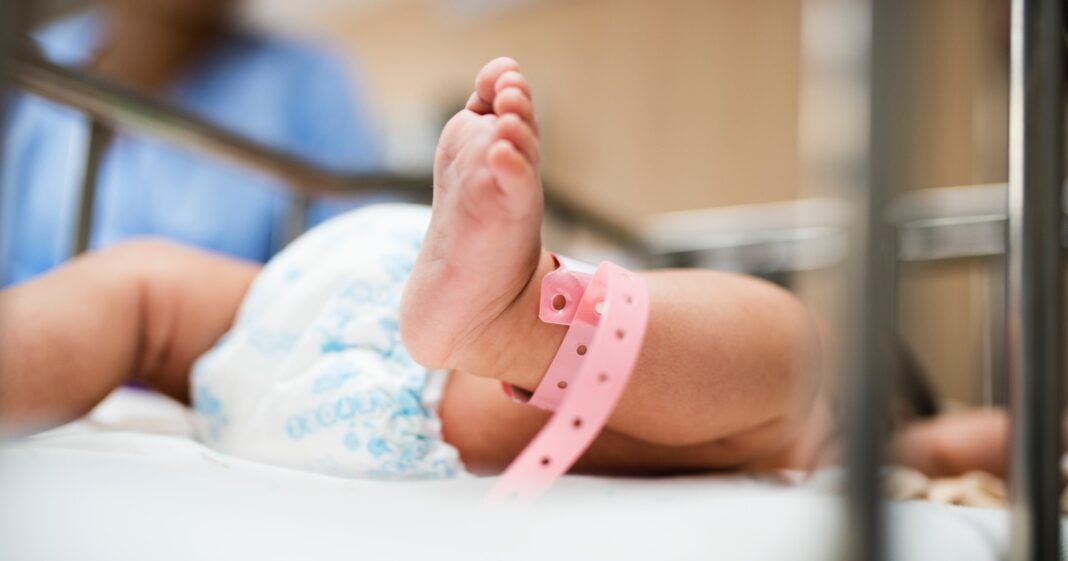 baby-birth-born-734541_1