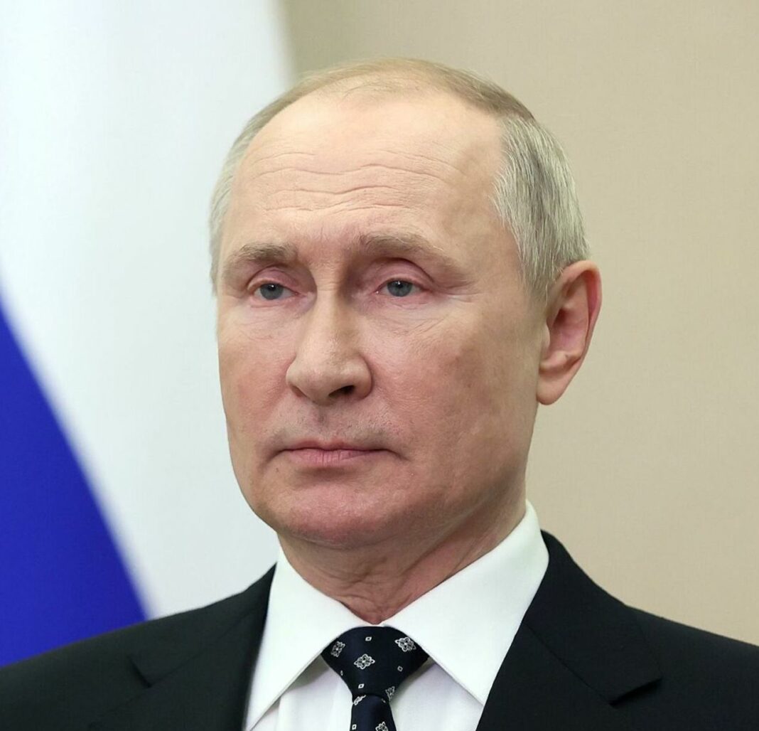 Vladimir_Putin_17-11-2021_cropped