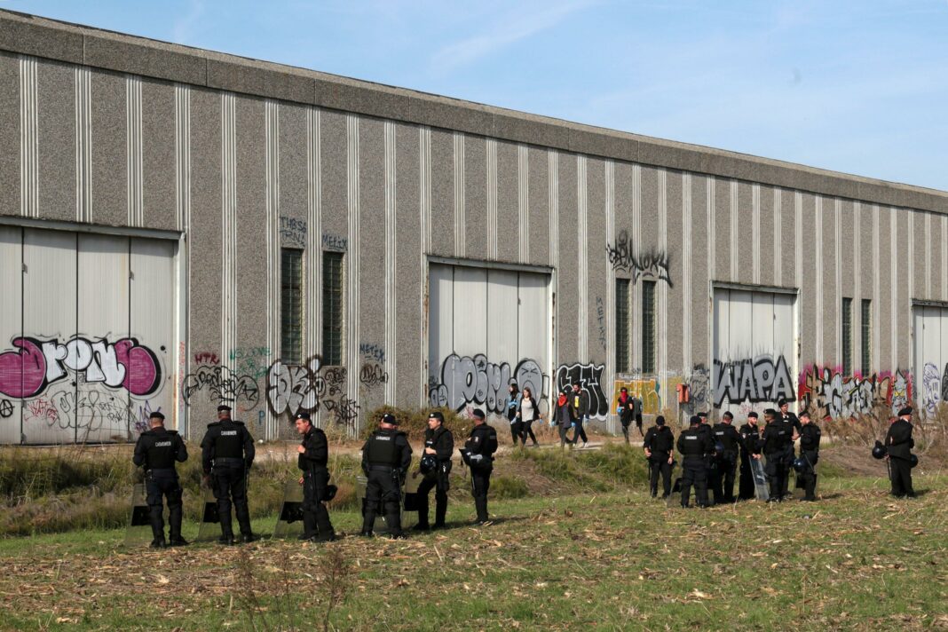 modena_rave_carabinieri_fg