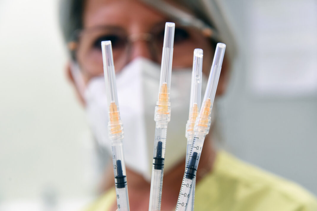 OPEN DAY VACCINALE PER PAZIENTI FRAGILI ED OVER 60 AL POLICLINICO