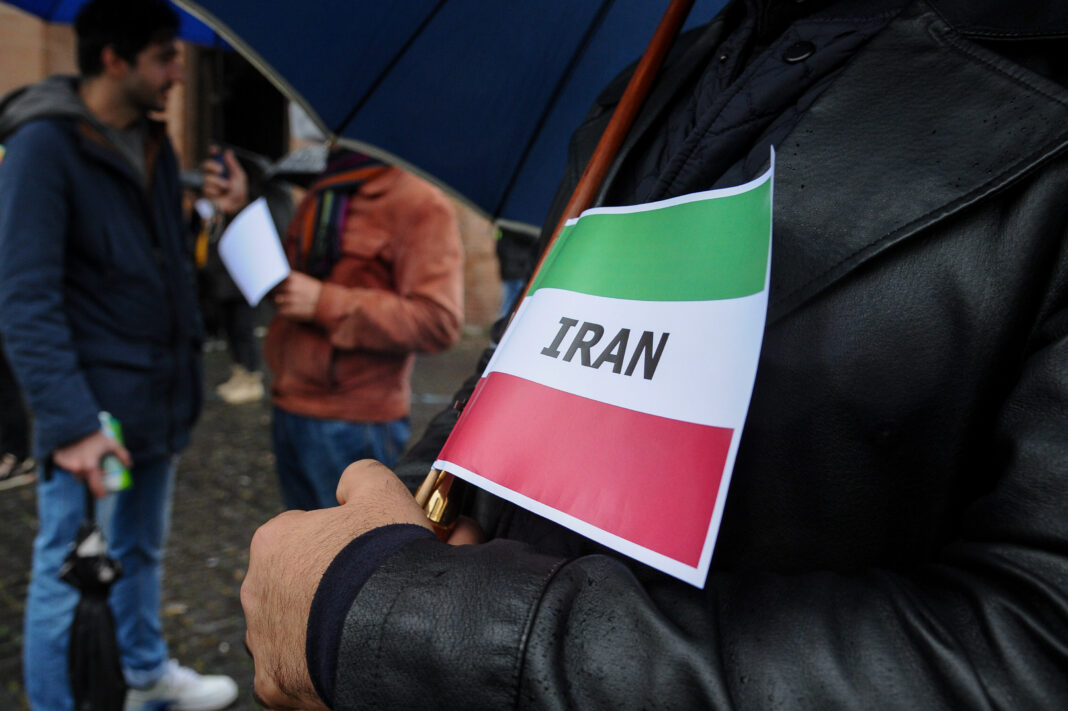 MANIFESTAZIONE A SOSTEGNO DELL'IRAN