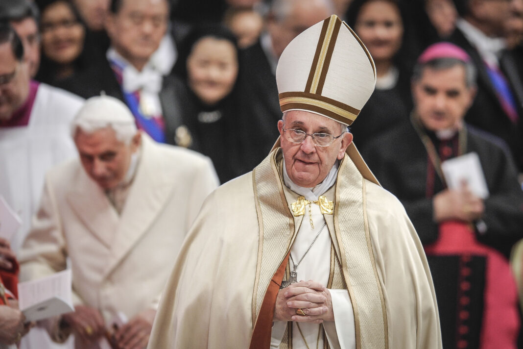 CONCISTORO LA CERIMONIA IN BASILICA