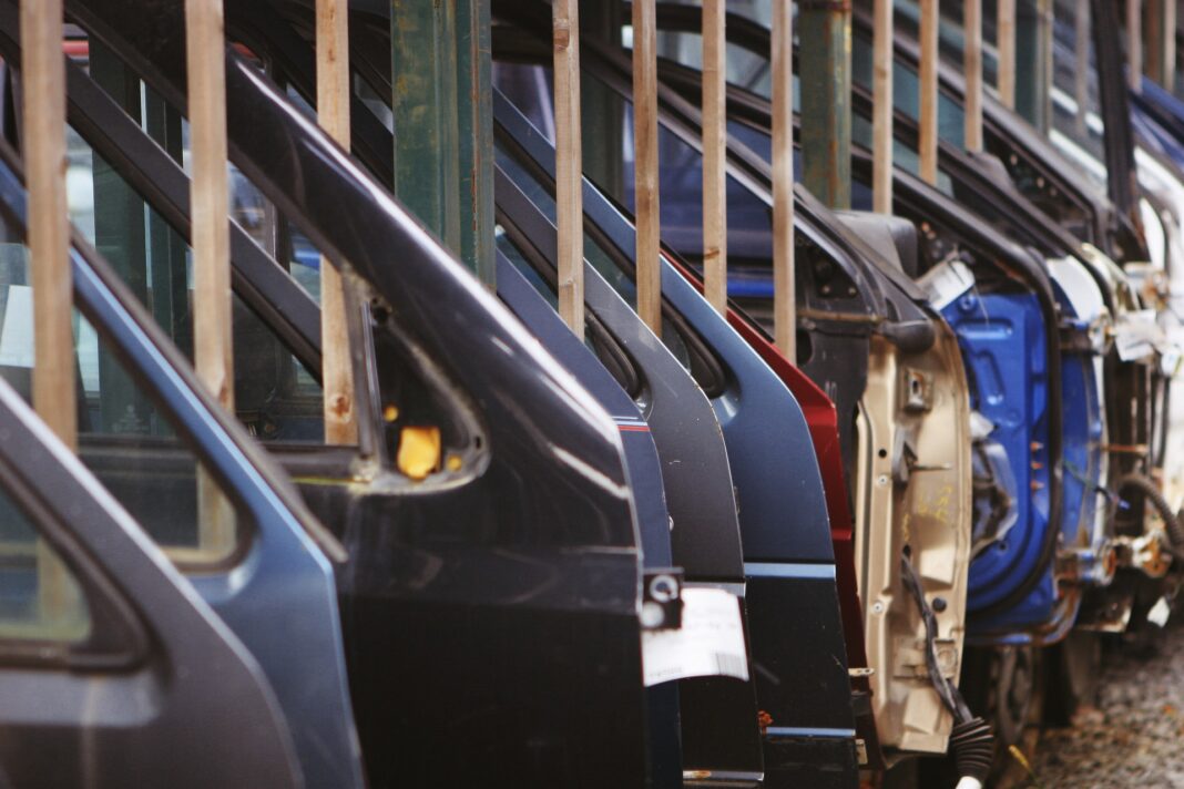 car-doors-g9c4a727fe_1920