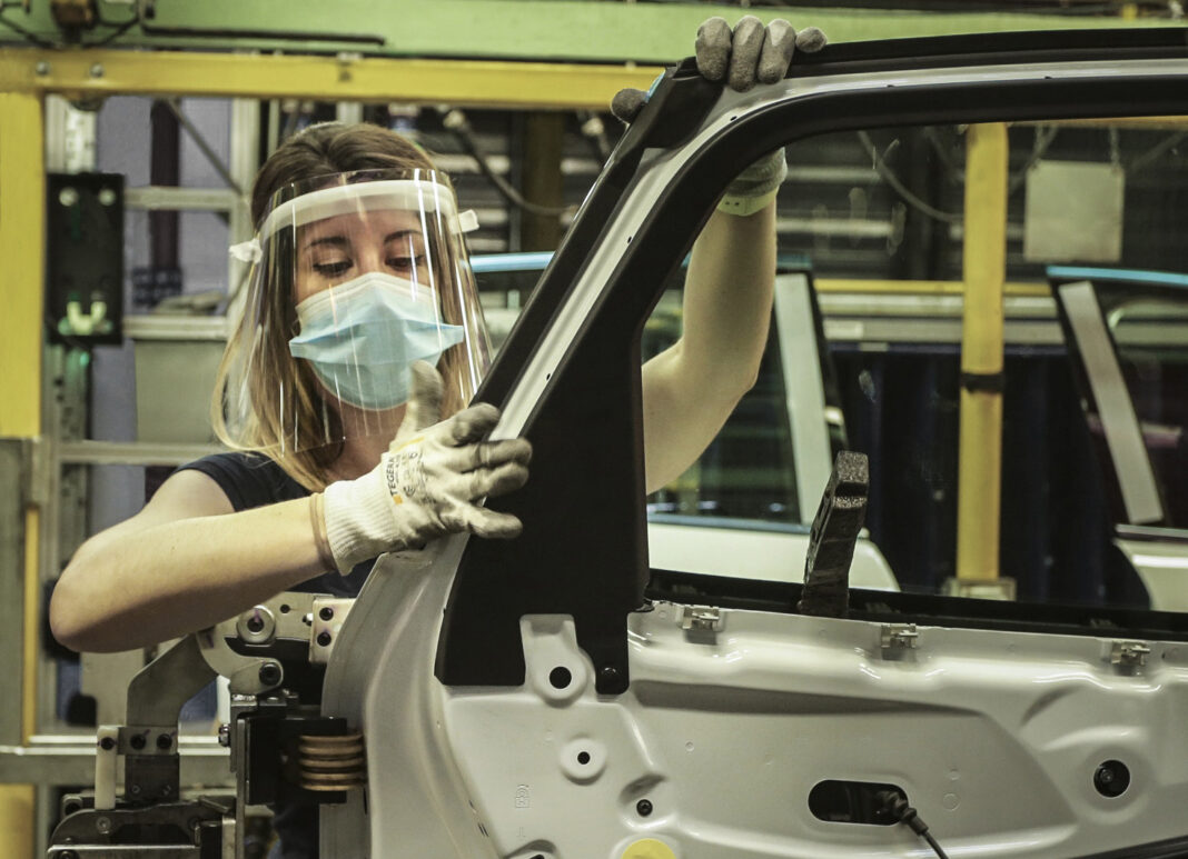 SPAIN - Let’s Get Moving – Ford Production Lines in Europe S Lo stop alle auto a benzina e diesel. “L’Italia rischia 70 mila posti di lavoro”