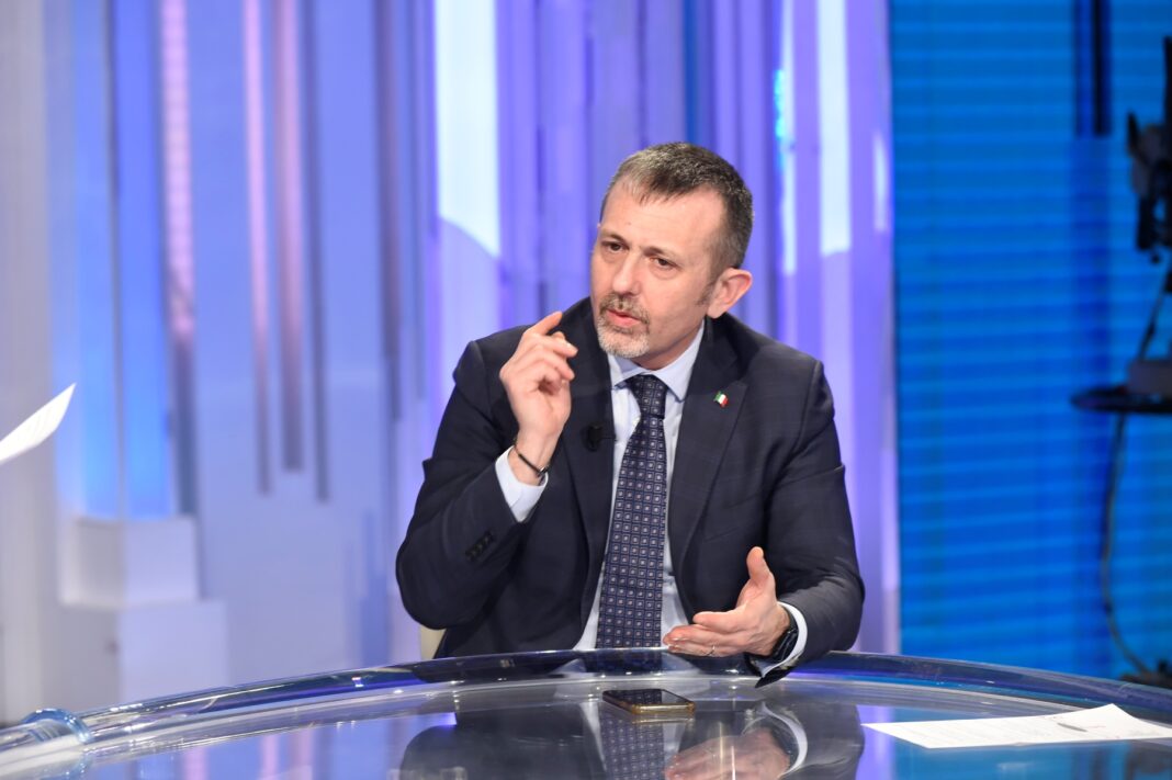 Imagoeconomica_1866901