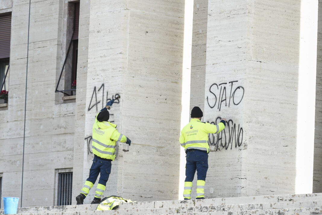 OCCUPAZIONE ALLA SAPIENZA PER COSPITO E CONTRO IL 41 BIS