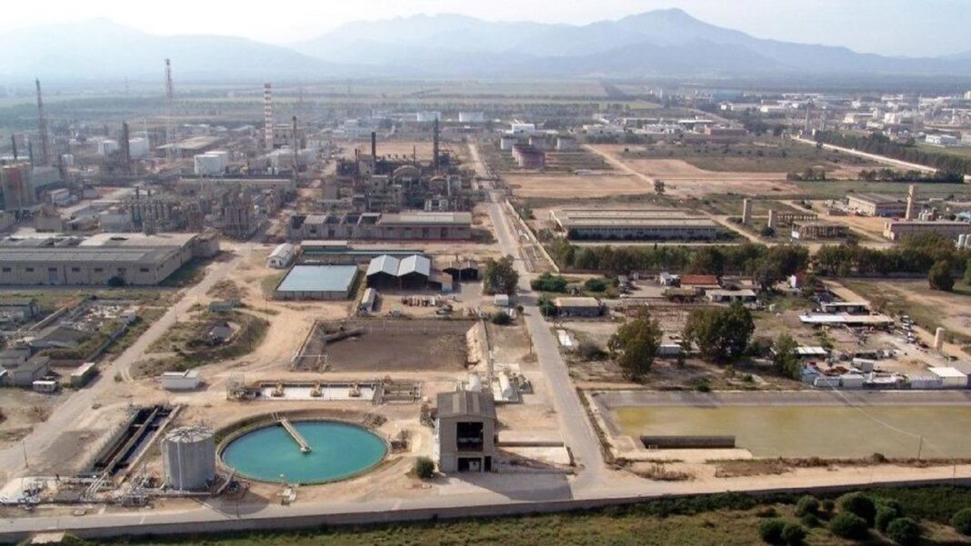 Cagliari, la fuga dell’Eni e la strana vendita del cloro-soda
