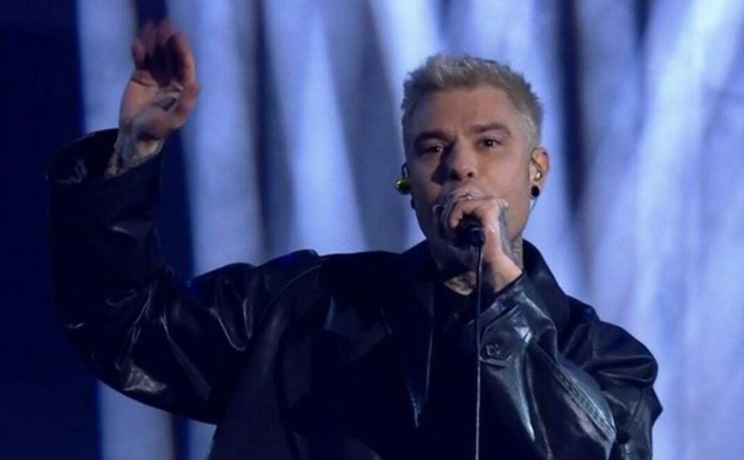 Fedez, freestyle a Sanremo 2023