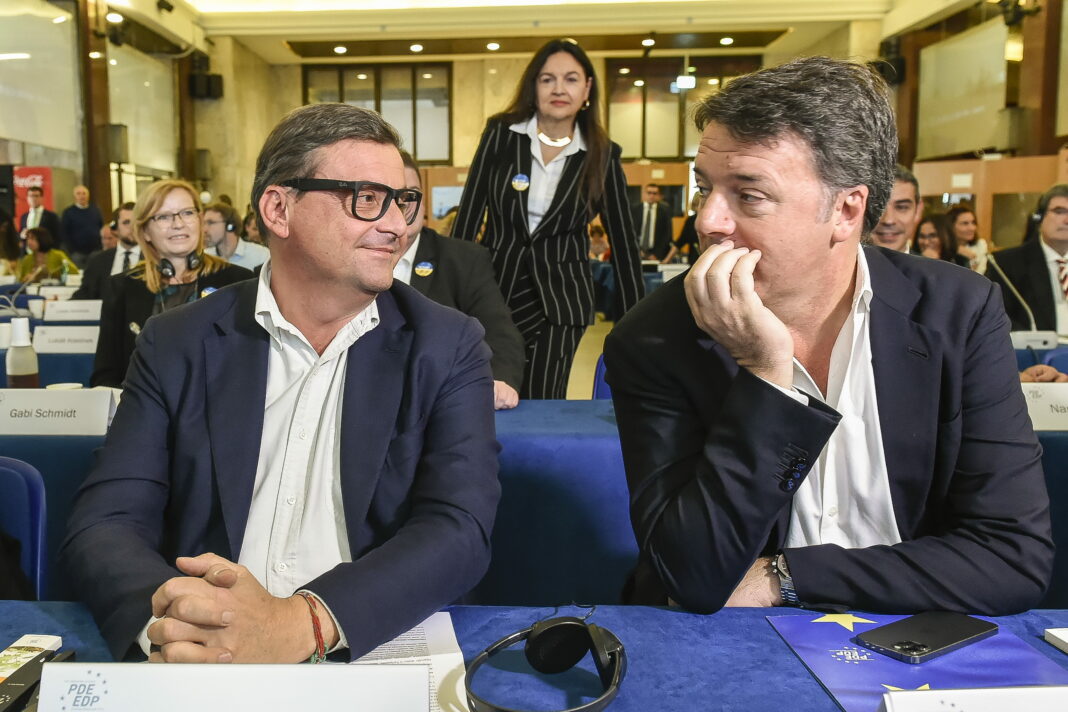 Questo partito unico s’ha da fare.