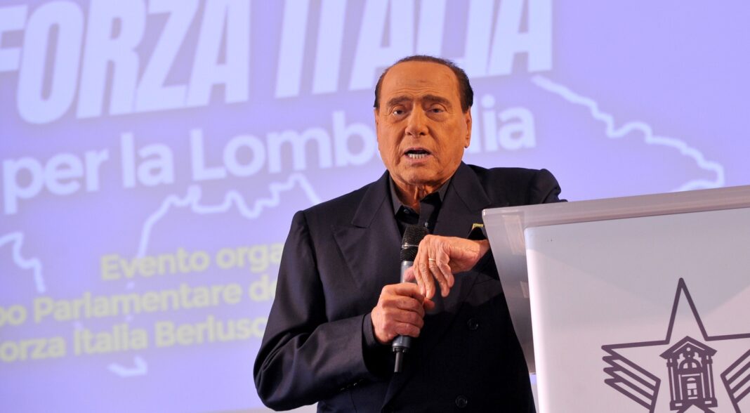 L'ingrandimento - La guerra di Arcore e la finta conversione di Pascale