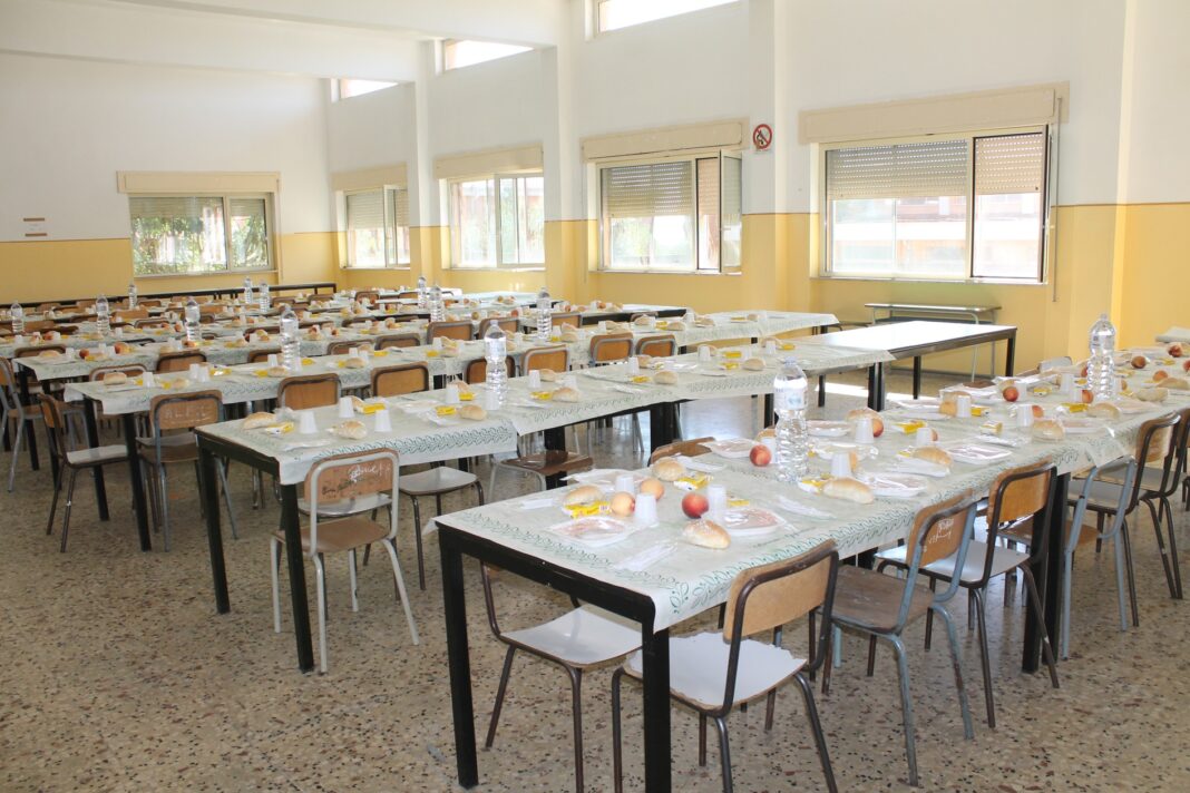 Bocciata la scuola. Una mensa su tre è fuori norma
