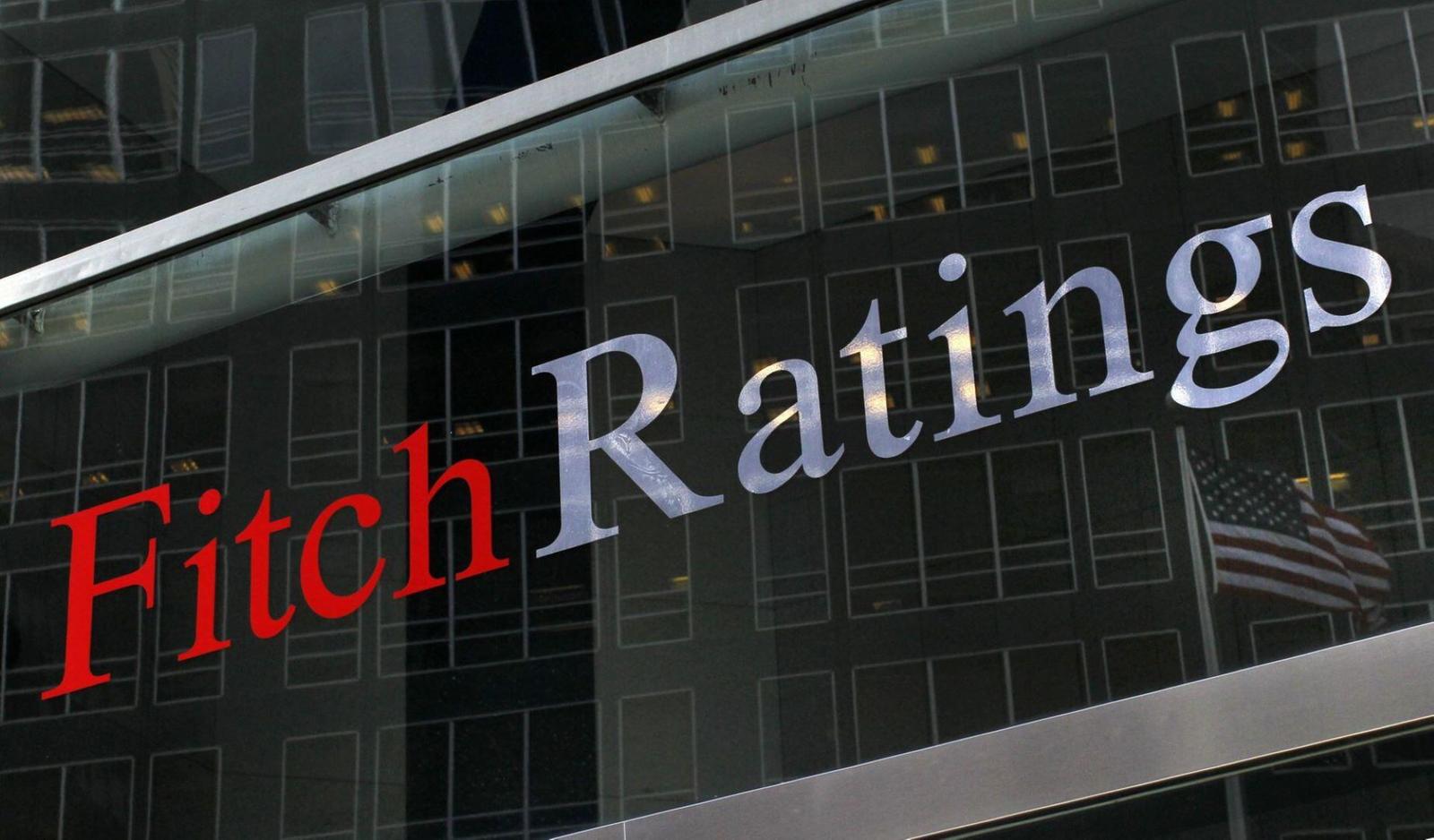 Fitch, lima verso l’alto il rating per l’Italia: BBB+ e outlook stabile