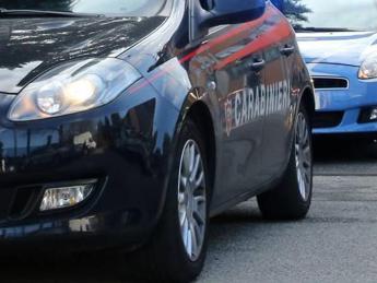Pordenone, spari durante maxi-rissa tra stranieri a Villanova di Prata: un ferito grave