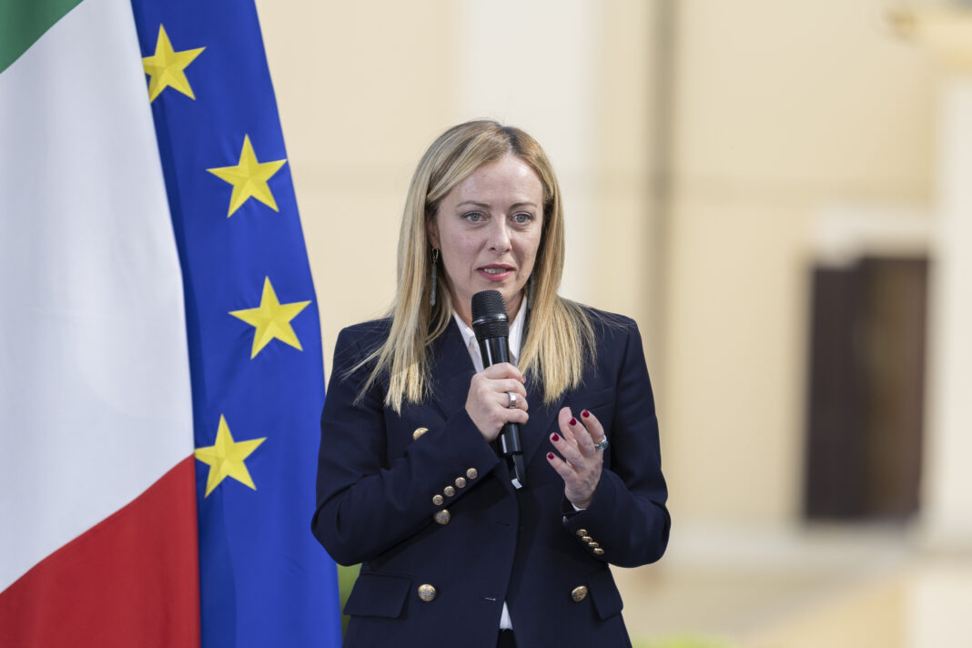 PRESENTAZIONE DELLA CANDIDATURA ITALIANA PER EINSTEIN TELESCOPE