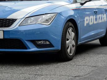 Roma, adescava donne sui social, poi le drogava e violentava: arrestato netturbino