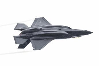 F-35 ‘scomparso’, trovato relitto: mistero risolto