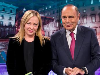 Giorgia Meloni e la battuta a ‘Porta a Porta’: “Vita privata? What vita privata?”