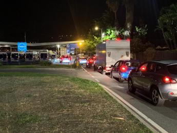 Migranti, Francia rafforza controlli a Ventimiglia con militari e elicotteri migranti