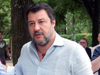 Migranti, Salvini: “Europa assente e arrogante”