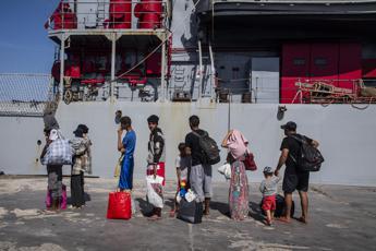 Migranti, i numeri di Lampedusa: 11.560 sbarcati in 6 giorni