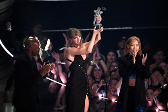 Mtv VMA’s 2023, Taylor Swift da record con 9 statuette in una notte