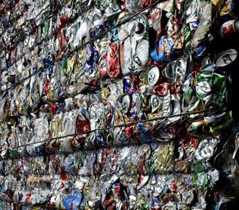 Sostenibilità, il contributo dell’industria dell’alluminio alla decarbonizzazione