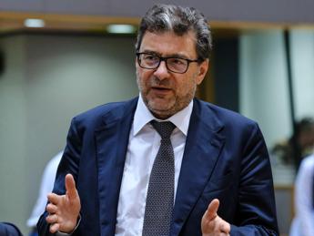 Superbonus, Giorgetti: “No alla proroga, ha interessato il 3% degli immobili”