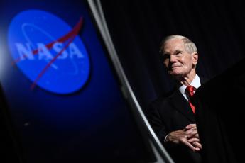 Ufo, Nasa studierà fenomeni non identificati Uap