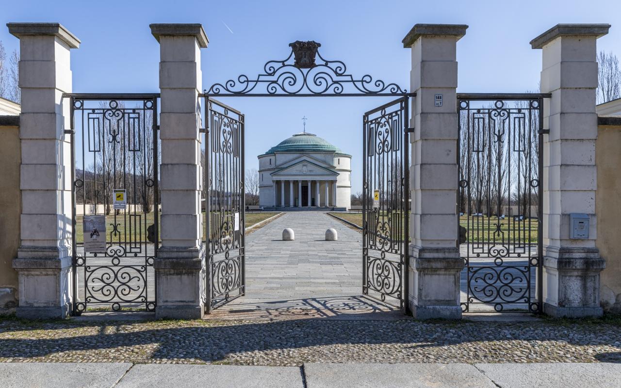 Il Pantheon di Torino? E’ il mausoleo della Bela Rosin Il Pantheon di Torino? E’ il mausoleo della Bela Rosin