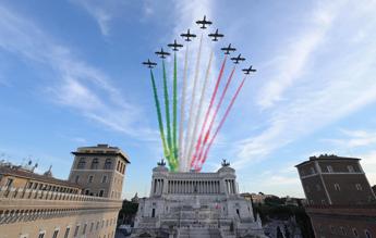 Trambusto e paura per le Frecce Tricolori dopo un “fuori pista” a Pantelleria Trambusto e paura per le Frecce Tricolori dopo un “fuori pista” a Pantelleria