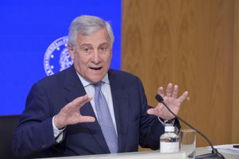 tajani nessun italiano a guantanamo e khaby lame lascia gli usa