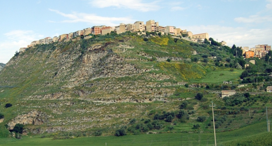 teatro e musica nei borghi sicani alle radici del mito di dedalo da Lidentita.it teatro e musica nei borghi sicani alle radici del mito di dedalo
