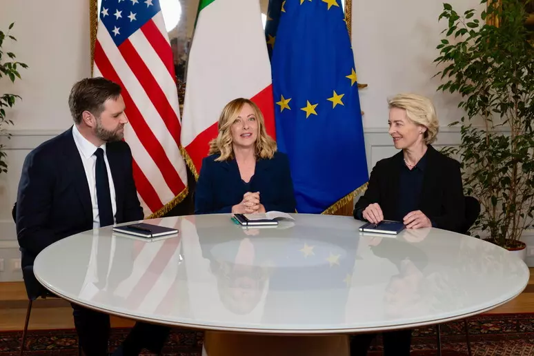 Ucraina, la call dei “volenterosi” e Meloni a Trump Ucraina, la call dei “volenterosi” e Meloni a Trump