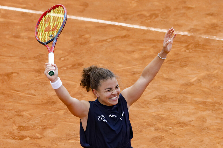 trionfo a roma jasmine paolini vince gli internazionali bnl d italia