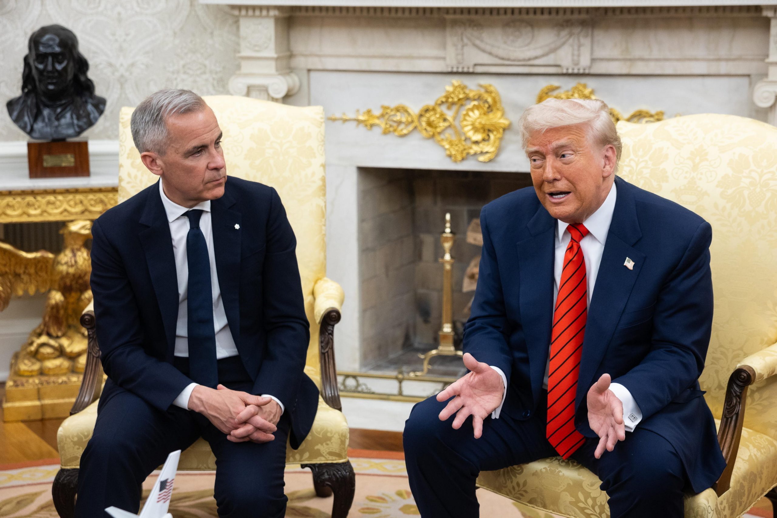 Trump incontra Carney: toni distesi ma è scontro sui dazi Trump incontra Carney: toni distesi ma è scontro sui dazi