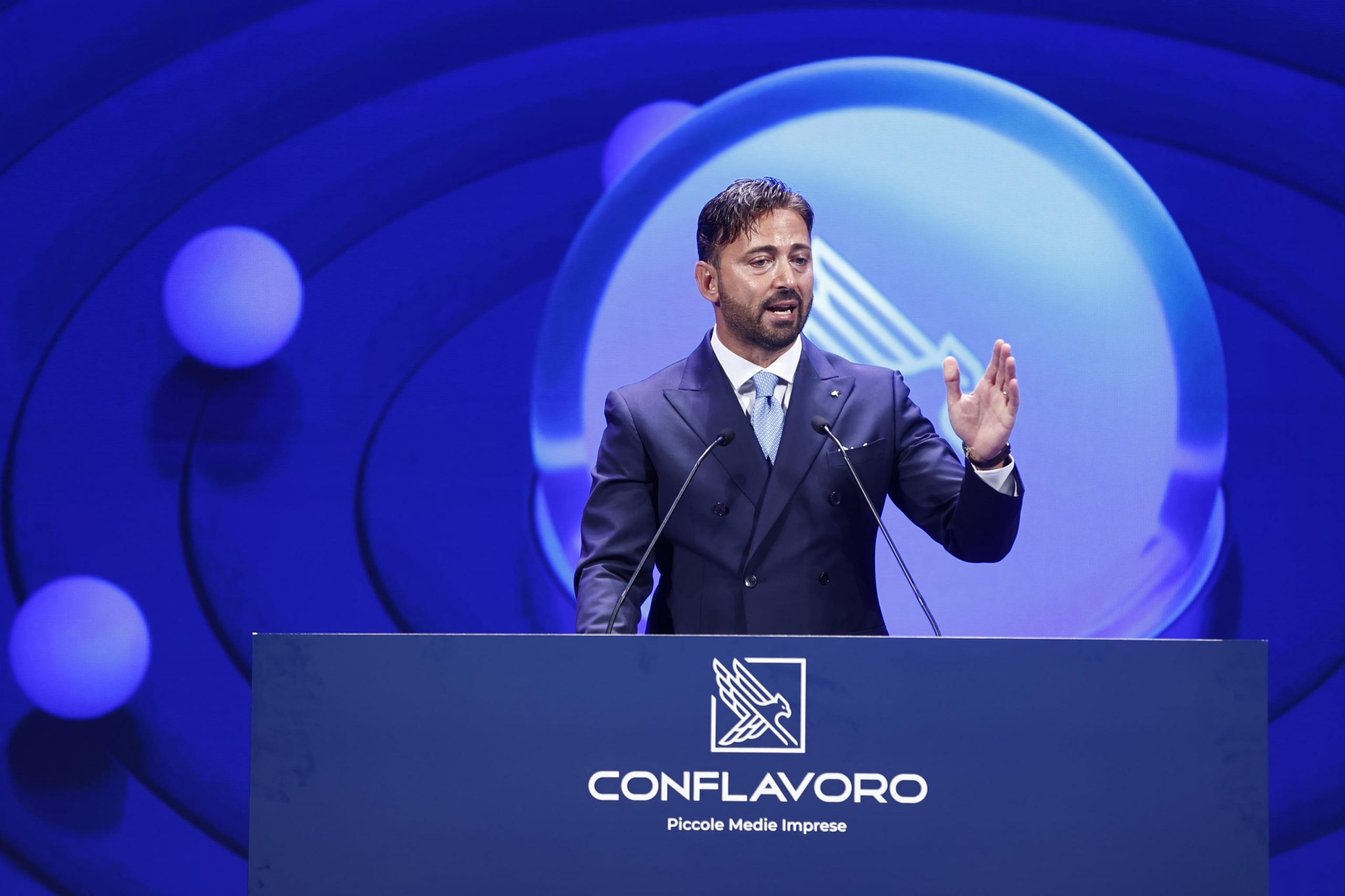 Parla Roberto Capobianco: “Sicurezza sul lavoro la nostra priorità. Con gli ulteriori fondi Inail il governo sostenga le piccole e medie imprese” Parla Roberto Capobianco: “Sicurezza sul lavoro la nostra priorità. Con gli ulteriori fondi Inail il governo sostenga le piccole e medie imprese”