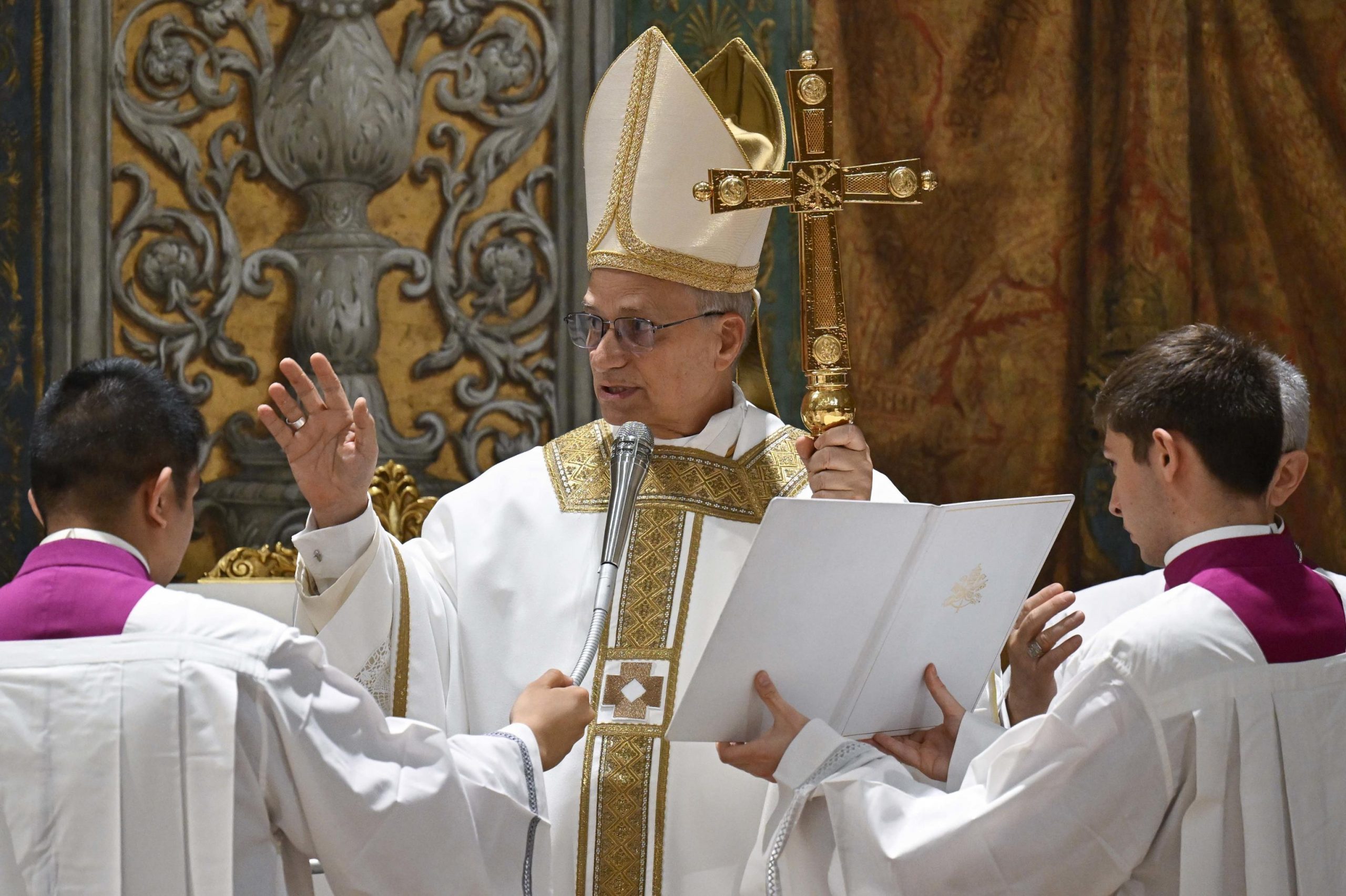 leone xiv nel segno dell evangelizzazione riportare la fede dove è derisa e ignorata da Lidentita.it leone xiv nel segno dell evangelizzazione riportare la fede dove è derisa e ignorata