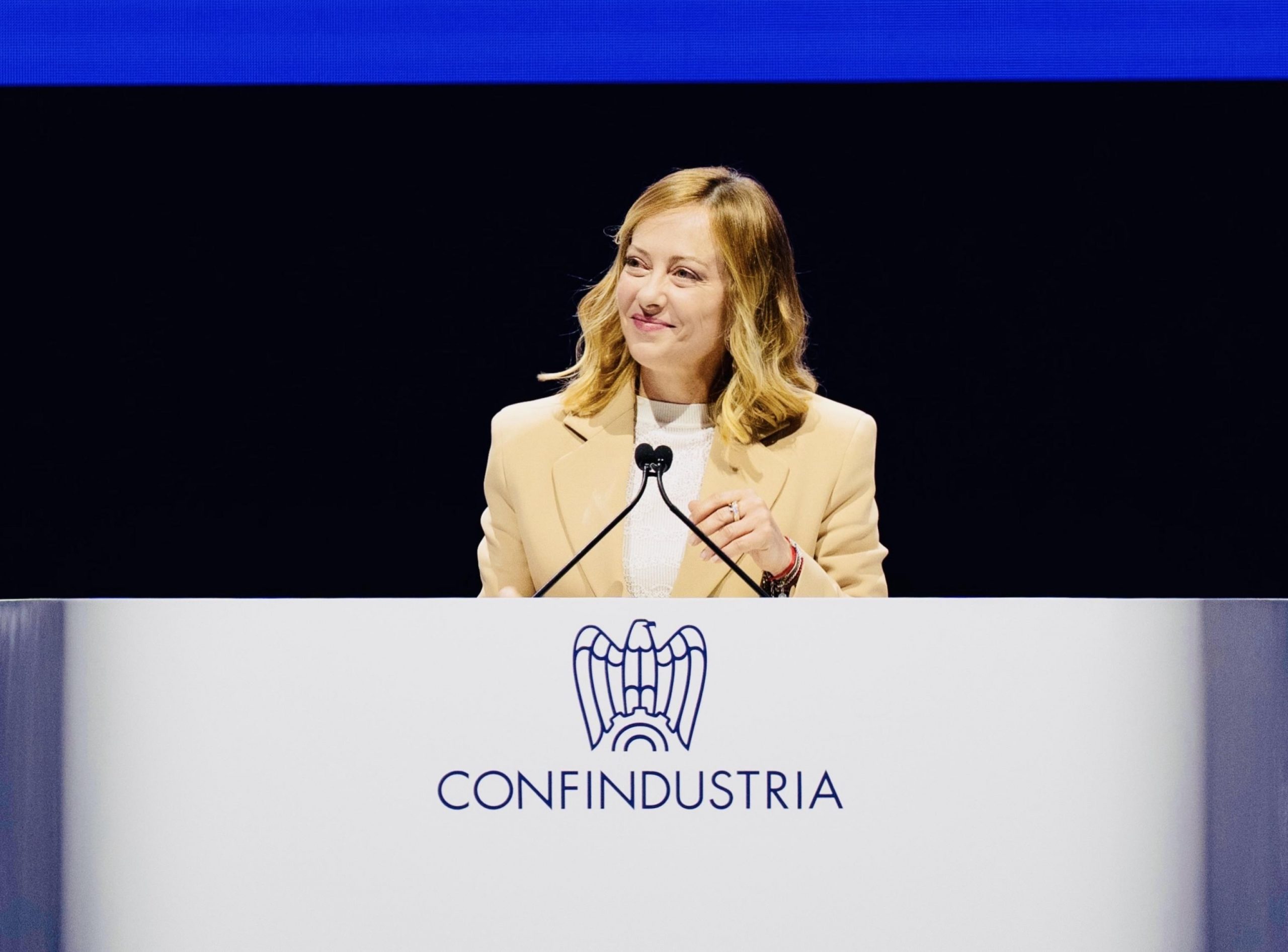 PRIMA PAGINA – Ultima chiamata per l’Ue PRIMA PAGINA – Ultima chiamata per l’Ue