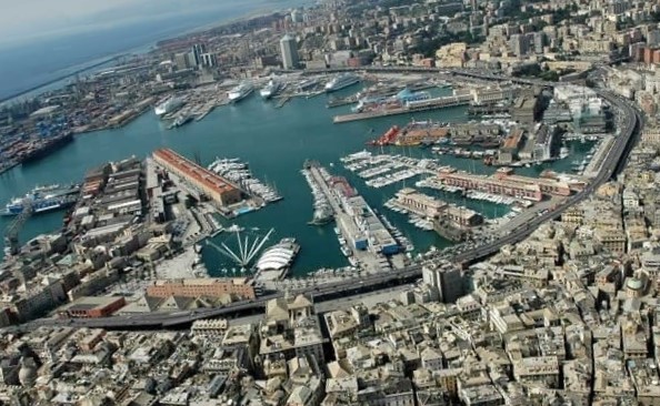 Al voto domenica e lunedì 400 Comuni, a Genova la sfida tra Piciocchi e Salis Al voto domenica e lunedì 400 Comuni, a Genova la sfida tra Piciocchi e Salis