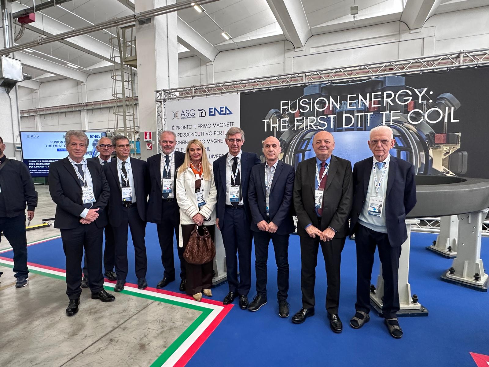 nucleare pichetto a la spezia per il primo magnete del dtt da Lidentita.it nucleare pichetto a la spezia per il primo magnete del dtt