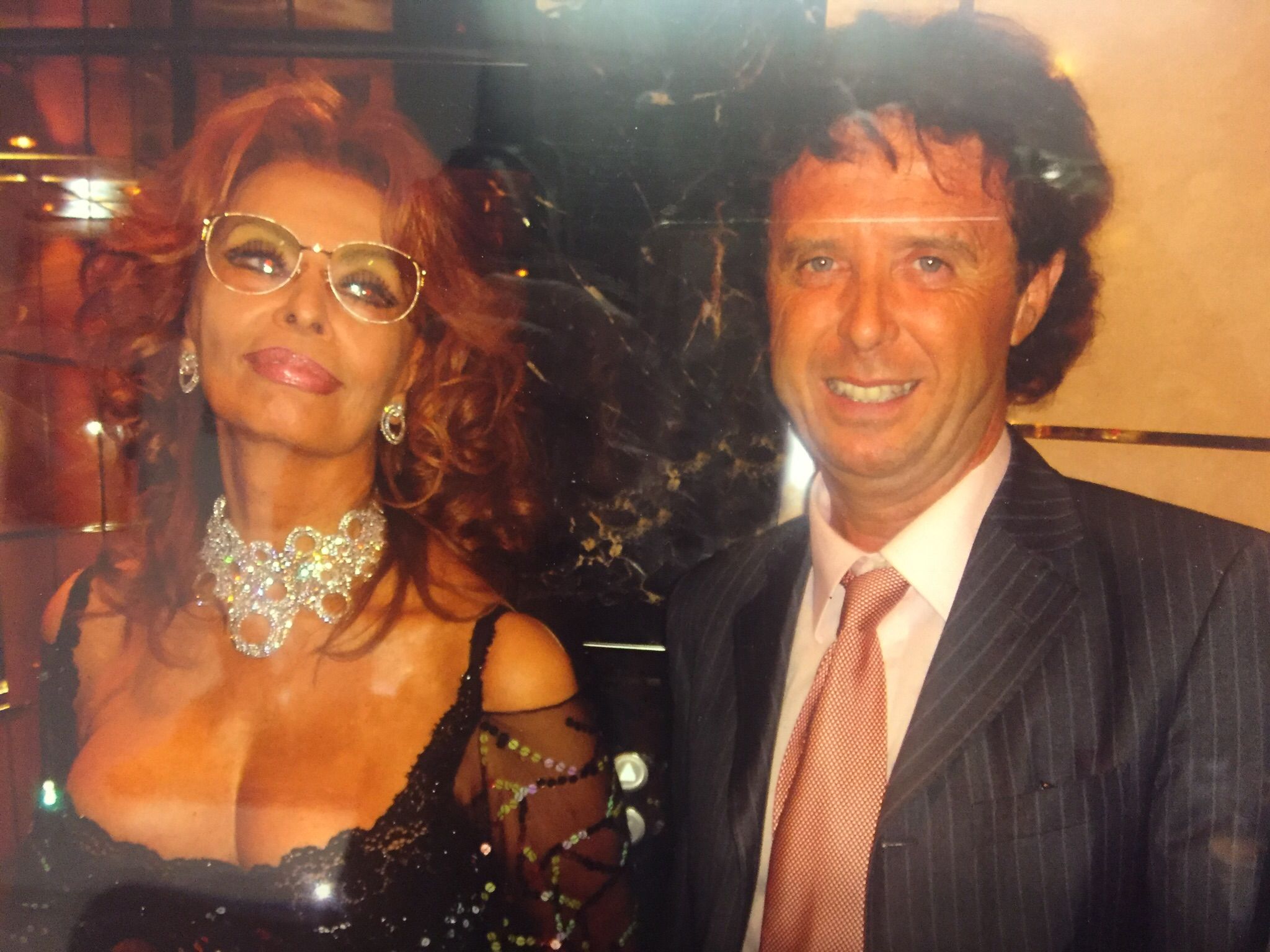 Parla il produttore Michele Calì: “Fondi pubblici a film fantasma: ecco come affonda il cinema italiano” Parla il produttore Michele Calì: “Fondi pubblici a film fantasma: ecco come affonda il cinema italiano”