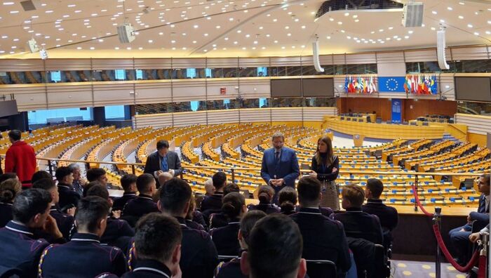 miglietta e giacomin il commiato di due eccellenze militari italiane di nato e ue
