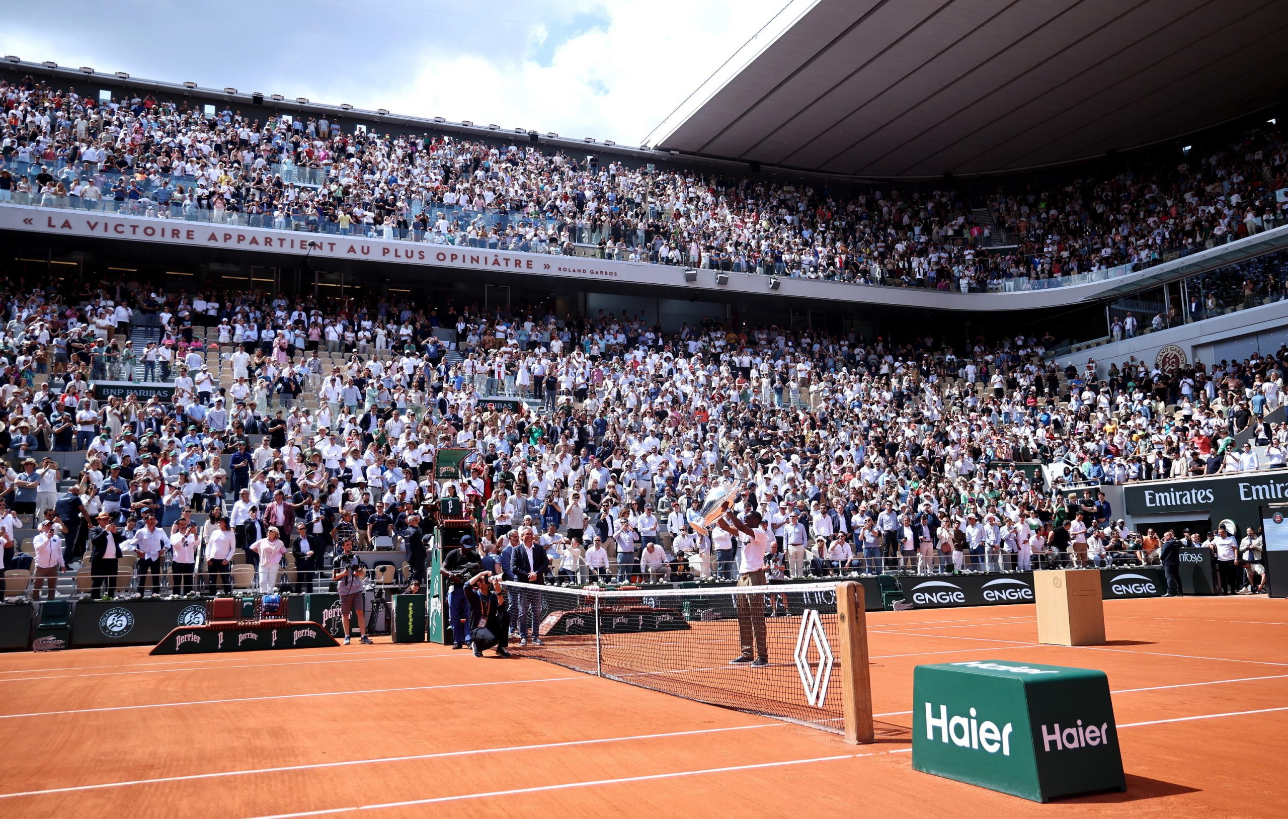 Roland Garros, oggi Sinner proverà a raggiungere Musetti in semifinale Roland Garros, oggi Sinner proverà a raggiungere Musetti in semifinale