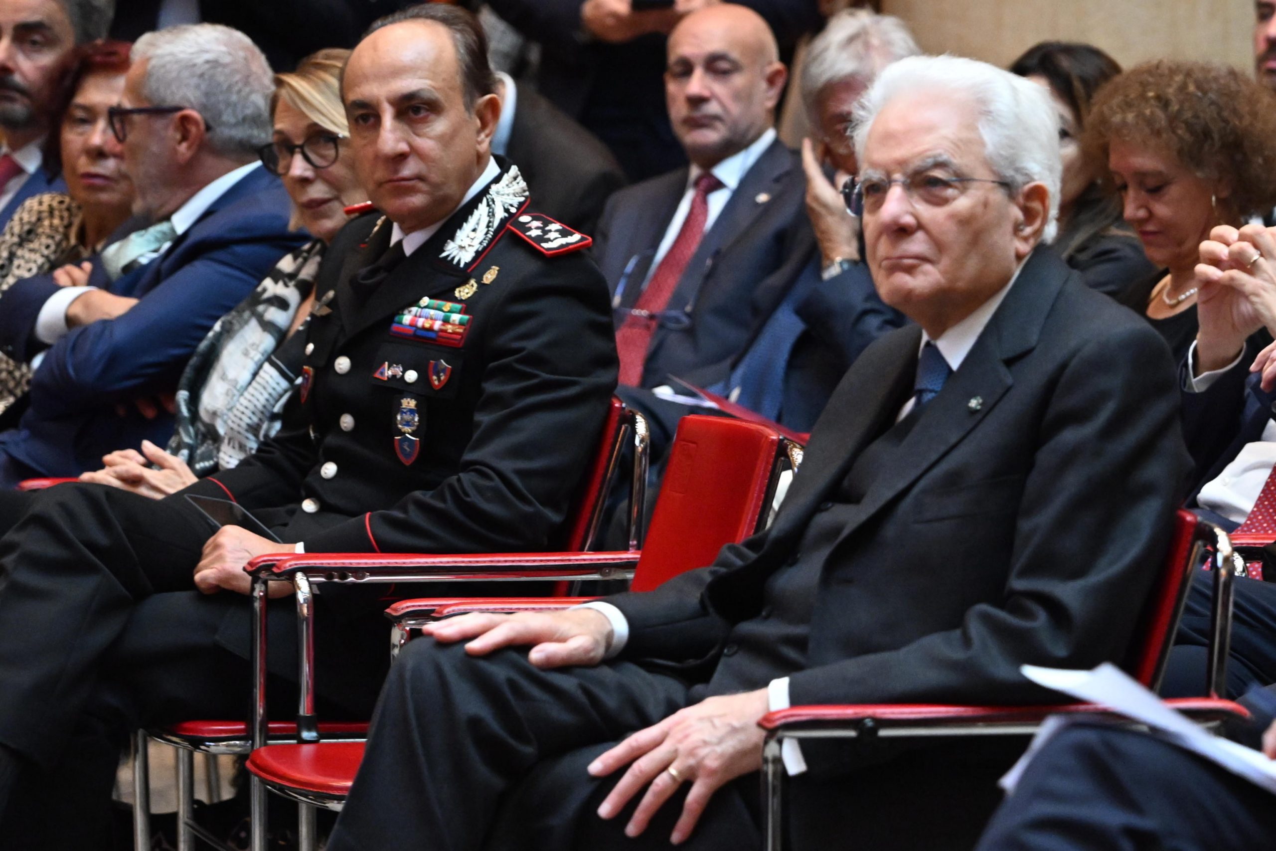mattarella celebra l arma dei carabinieri grati per il loro impegno